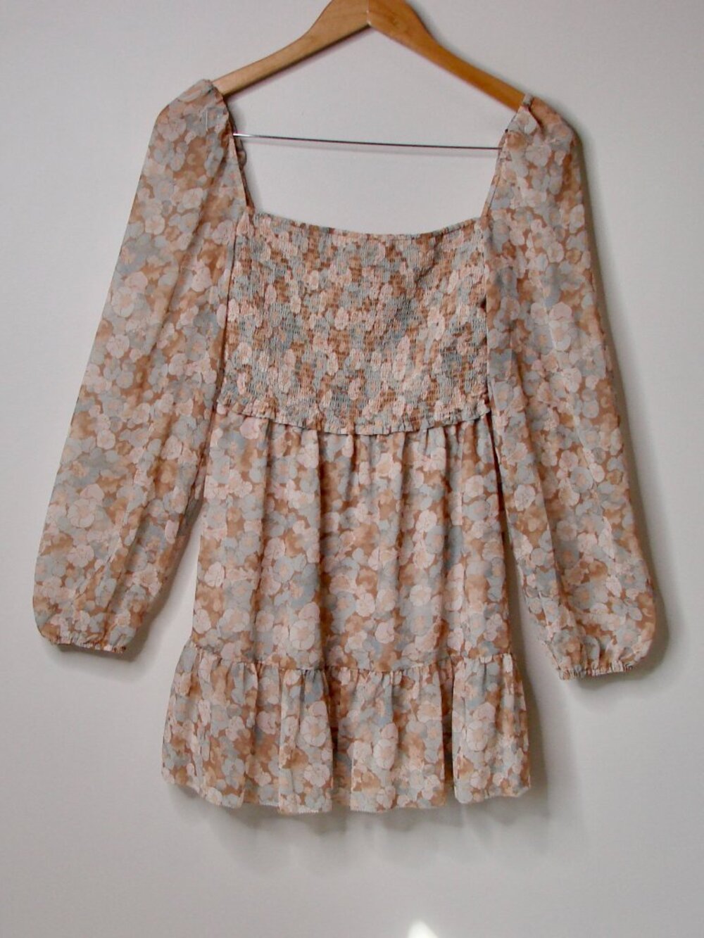 Aritzia Wilfred Tempest Mini Dress Floral Smocked Babydoll Blue Pink Cream Small